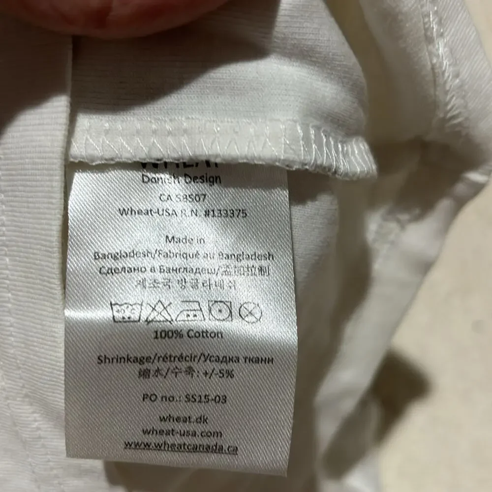 Wheat 4 white cotton short sleeve 💯 cotton t shirt worn once like new euc